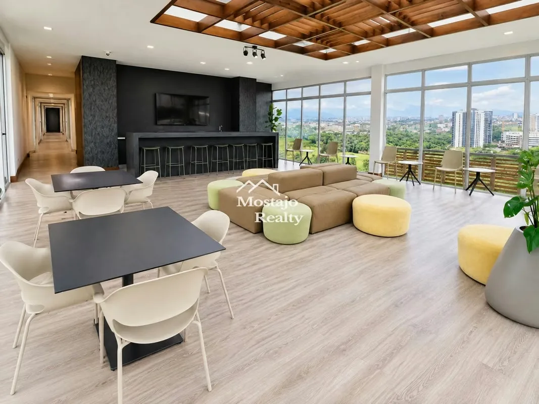 Viva con comodidad, seguridad y una espectacular vista desde este apartamento ubicado en el piso 10, un moderno condominio ideal para quienes buscan un estilo de vida práctico y ..., photo 9
