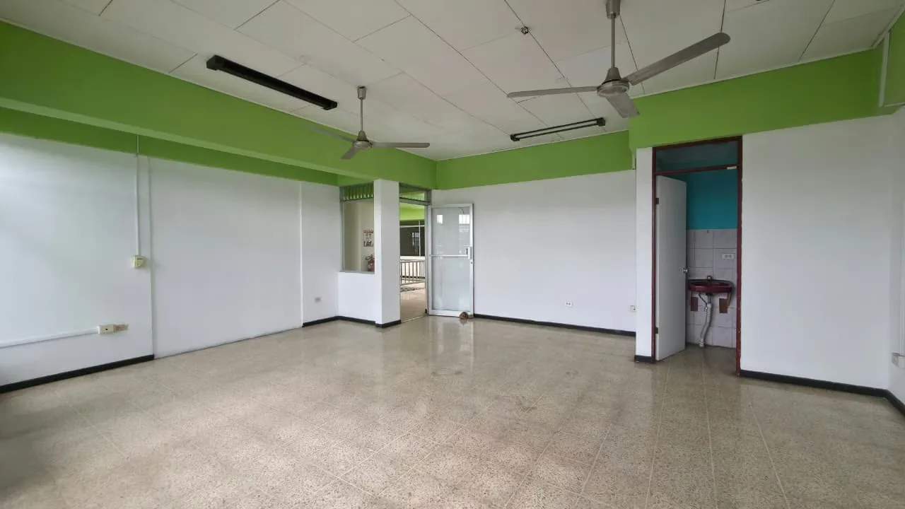 ¡Una excelente oportunidad para empresas, profesionales, consultorios, oficinas o negocios que buscan ubicación, seguridad y versatilidad!, photo 12