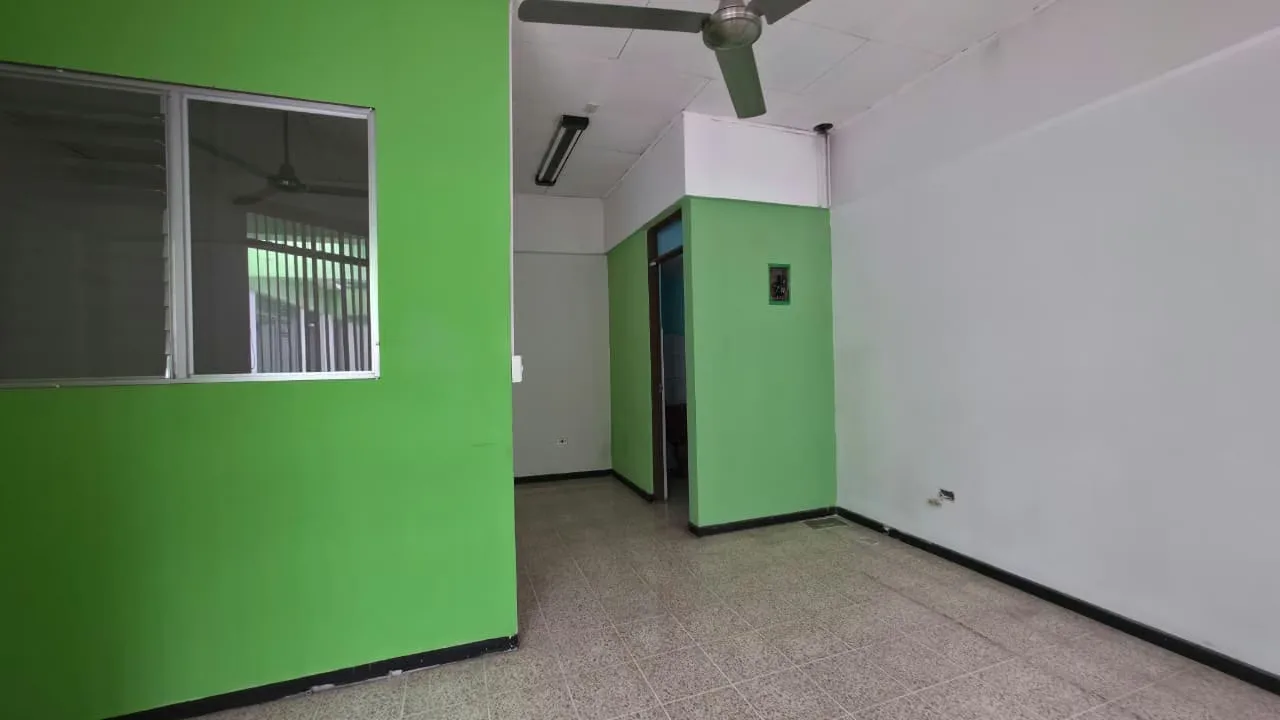 ¡Una excelente oportunidad para empresas, profesionales, consultorios, oficinas o negocios que buscan ubicación, seguridad y versatilidad!, photo 9