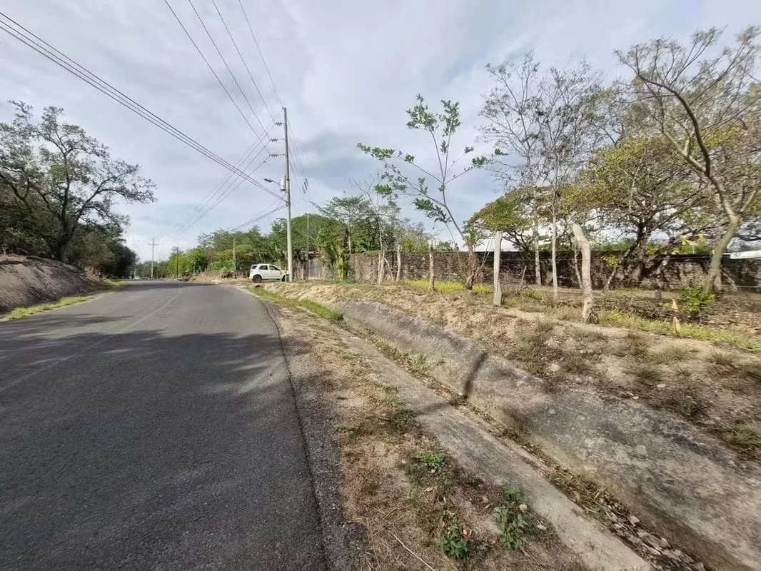 Terreno en venta de 300 m² en B. Guadalupe, Liberia, Gte. Frente a carrt. Curubandé. Agua, luz y apto para construir, photo 6