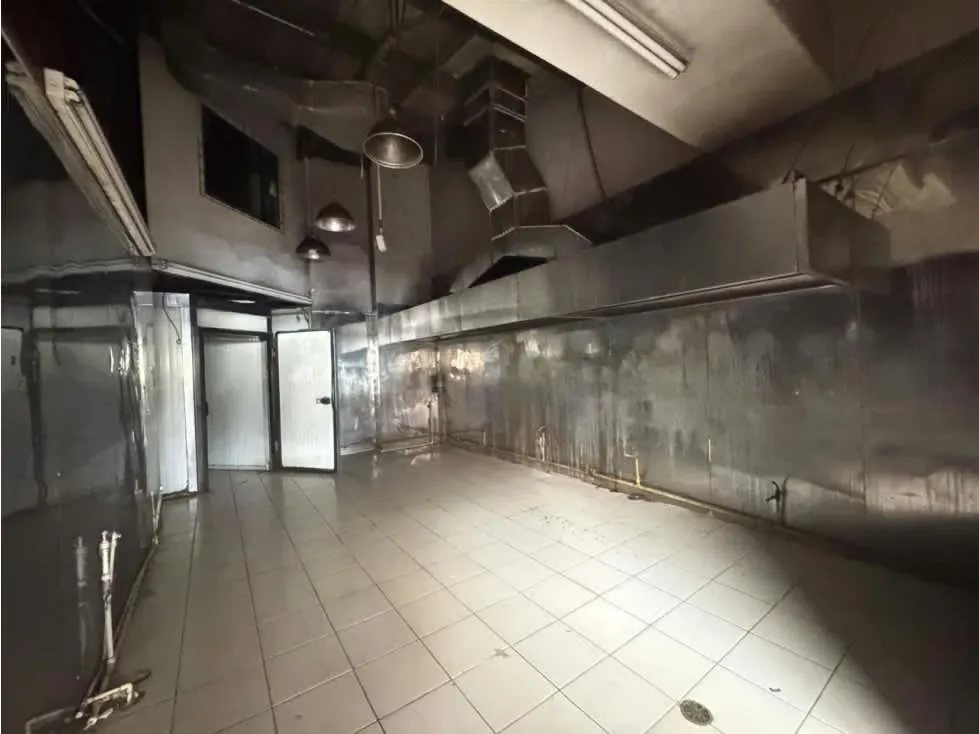 Alquiler Local Exclusivo Para Restaurante en Plaza Antares, San Pedro., photo 6