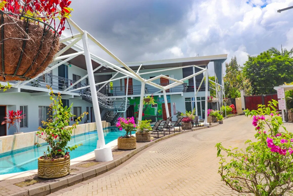 HOTEL PROPERTY WITH TWENTY TWO BEDROOM, NEAR TO THE TOWN , IN UVITA – 0.35 ACRES, photo 16