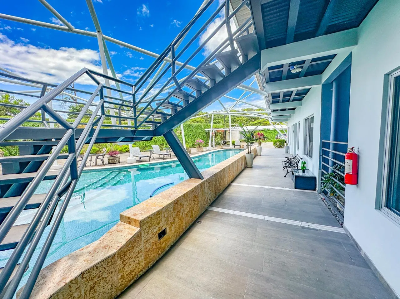 HOTEL PROPERTY WITH TWENTY TWO BEDROOM, NEAR TO THE TOWN , IN UVITA – 0.35 ACRES, photo 19