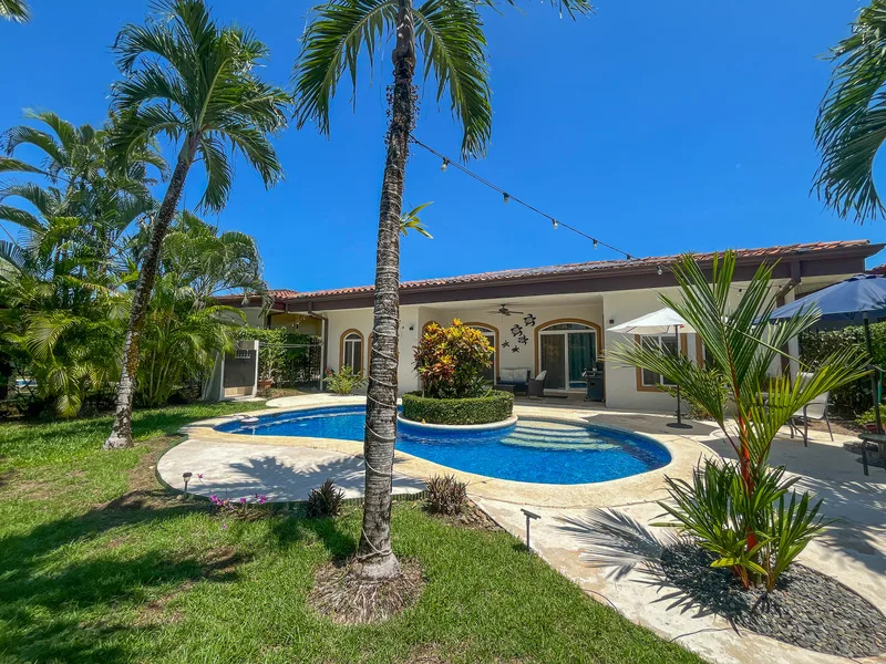 3 Bed Single Family Homes For Sale in Playa Bejuco, photo 2