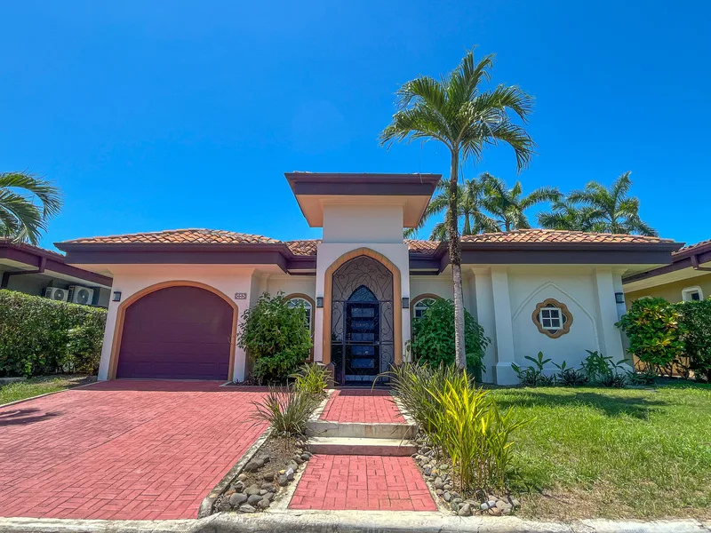 3 Bed Single Family Homes For Sale in Playa Bejuco, photo 12