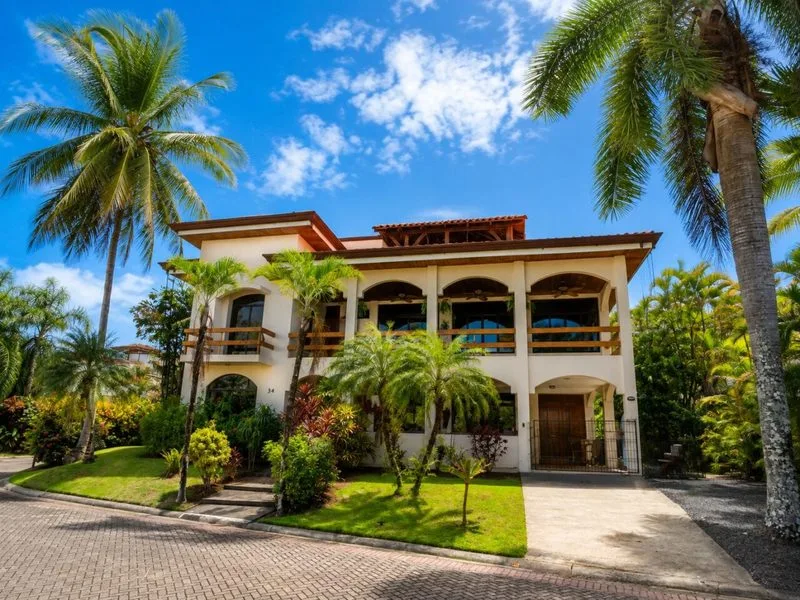 4 Bed Single Family Homes For Sale in Playa Hermosa, photo 2
