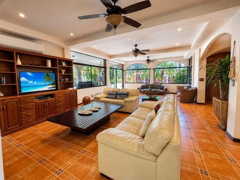 4 Bed Single Family Homes For Sale in Playa Hermosa, photo 3