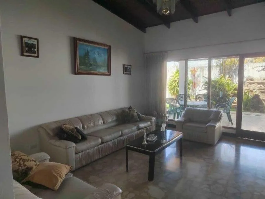 Propiedad con casa, piscina y locales comerciales en el Alto de Guadalupe RAH 232284 - Venta en Goicoechea, photo 12