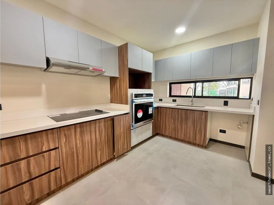 ALQUILER Y VENTA DE CASA NUEVA EN SANTA ANA*