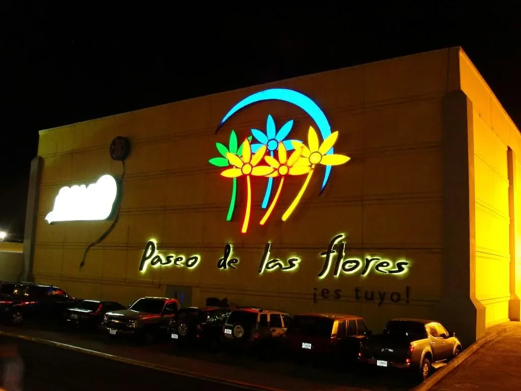 El Centro Comercial Paseo de las Flores es el destino perfecto para llevar su emprendimiento al siguiente nivel. Su impresionante tamaño, variada oferta y compromiso ambiental, ..., photo 9
