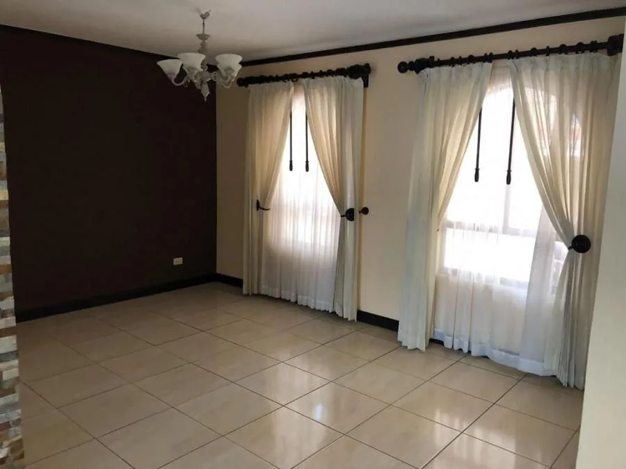 Casa de dos plantas en condominio Veranda, Sabanilla RAH 23502 - Venta en Montes de Oca, photo 9