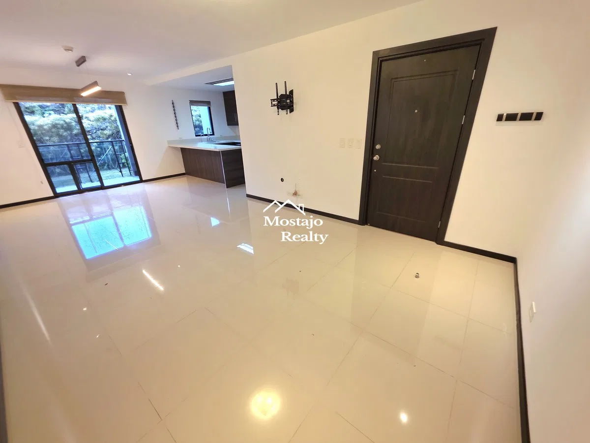 Alquiler de Apartamento en Condominio del Rio, Brasil de Santa Ana