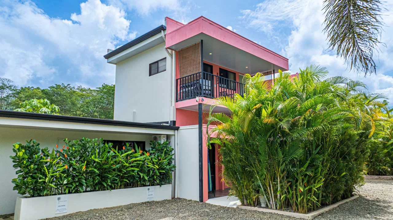 DALEESE HOTEL COMMERCIAL PROPERTY WITH SEVENTH BEDROOMS, IN UVITA CENTER – 0.16 ACRES