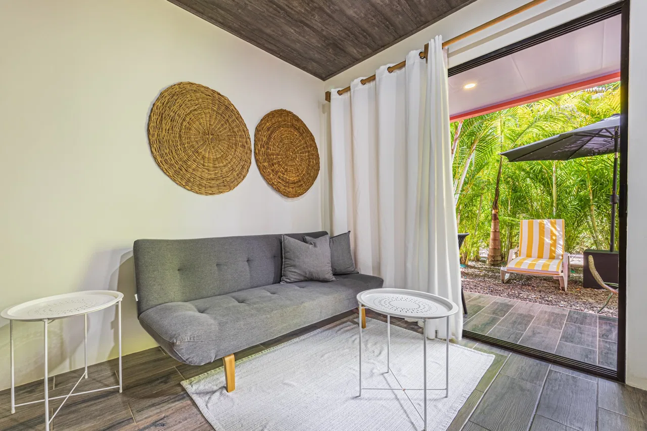 DALEESE HOTEL COMMERCIAL PROPERTY WITH SEVENTH BEDROOMS, IN UVITA CENTER – 0.16 ACRES, photo 14