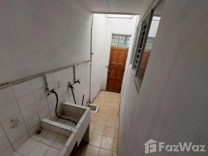 4 Bedroom House for Sale at Goicochea for $260,000, photo 15