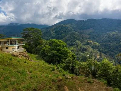 INCREÍBLE CASA NUEVA EN SAN JOSECITO CON VISTAS COMPLETAS AL ATARDECER EN COLA DE BALLENA