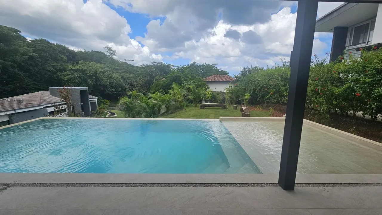 Descubrí esta espectacular propiedad ubicada en el exclusivo Pacífico, en ...