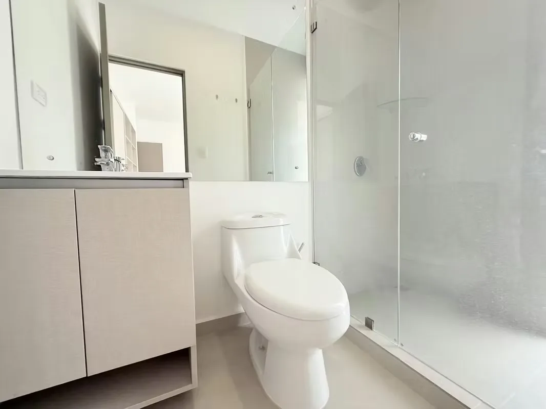 Alquiler casa 2 habitaciones C/baño privado jardín 2 parqueos techados, photo 12
