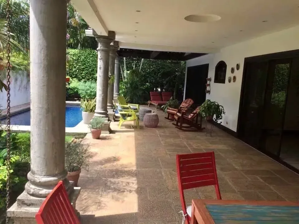 We invite you to discover an exceptional residence located in one of the most prestigious condominiums in Pozos de Santa Ana. This ..., photo 11