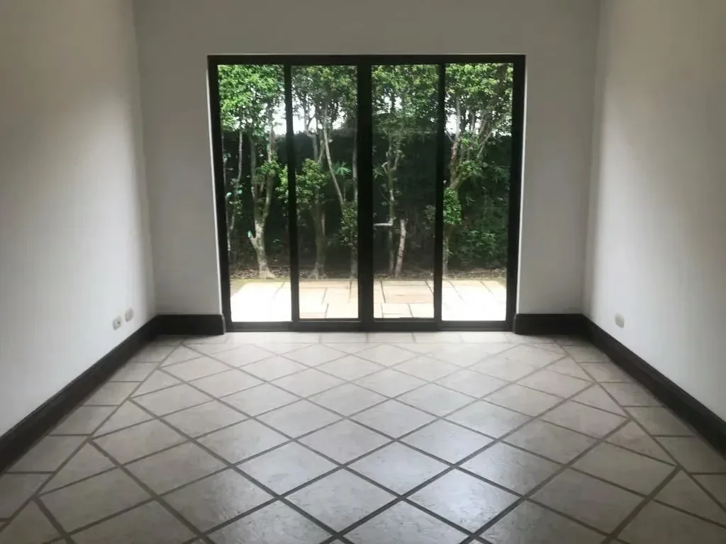 We invite you to discover an exceptional residence located in one of the most prestigious condominiums in Pozos de Santa Ana. This ..., photo 14