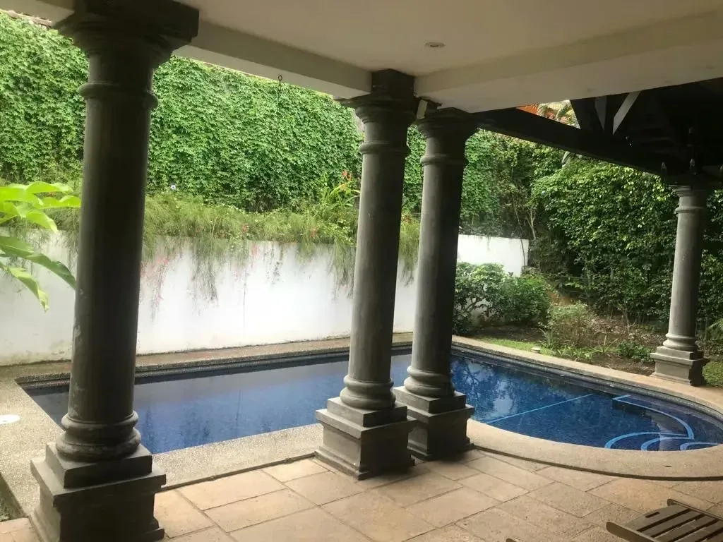 We invite you to discover an exceptional residence located in one of the most prestigious condominiums in Pozos de Santa Ana. This ..., photo 15