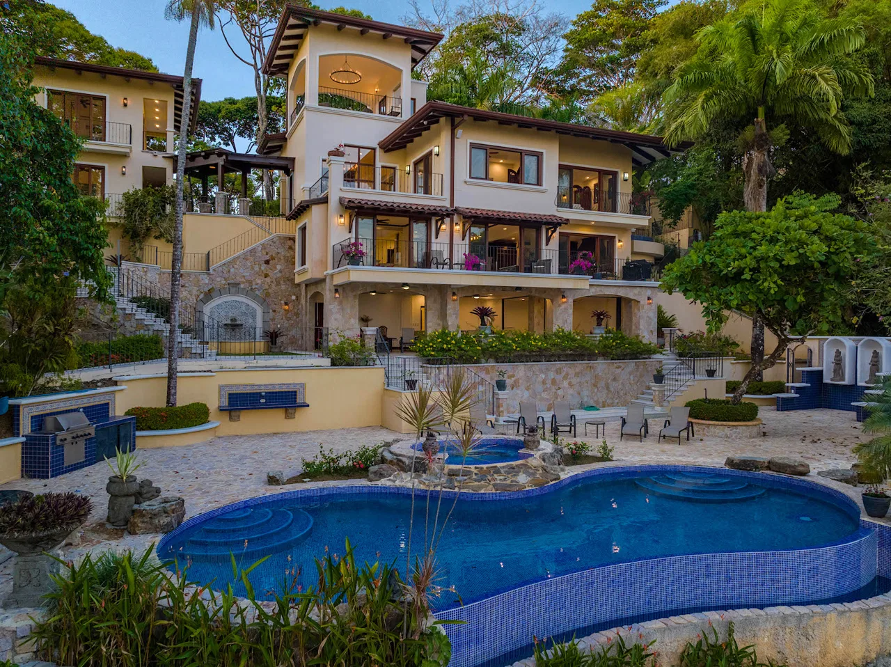NIDO ESCONDIDO – EPIC OCEAN VIEW LUXURY ESTATE HOME, TWO GUEST VILLAS, AND POOL, photo 3