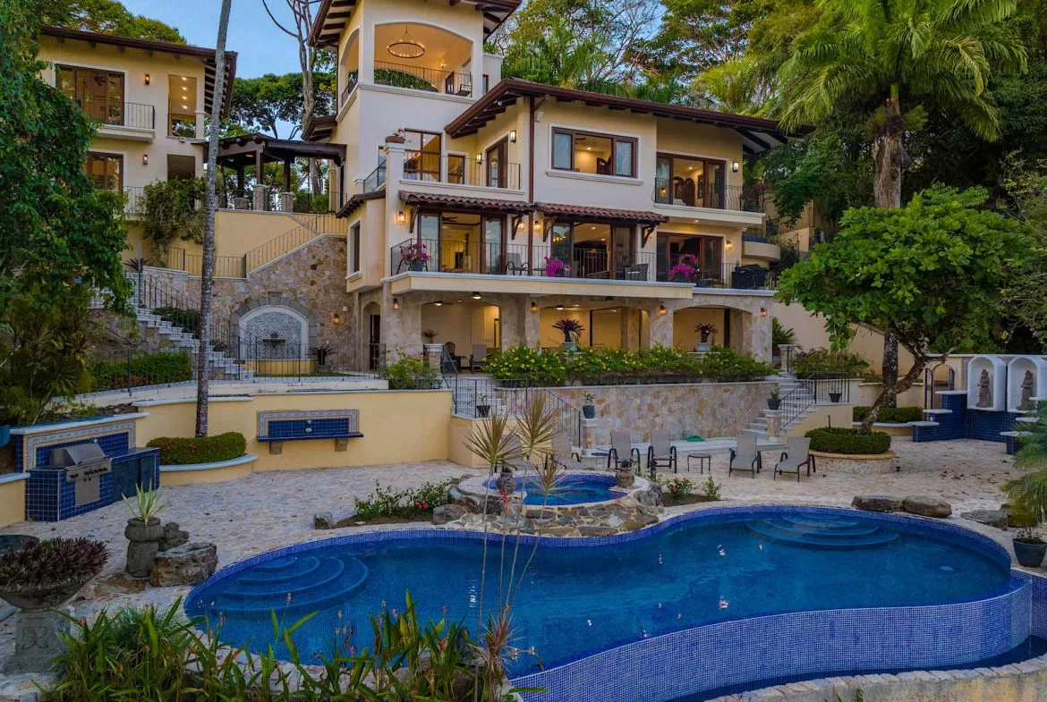 NIDO ESCONDIDO – EPIC OCEAN VIEW LUXURY ESTATE HOME, TWO GUEST VILLAS, AND POOL, photo 4