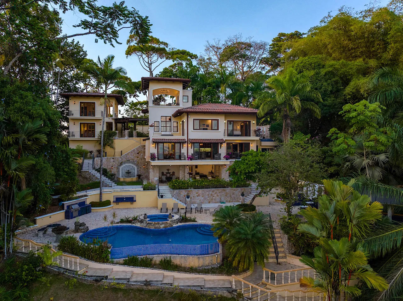 NIDO ESCONDIDO – EPIC OCEAN VIEW LUXURY ESTATE HOME, TWO GUEST VILLAS, AND POOL, photo 5