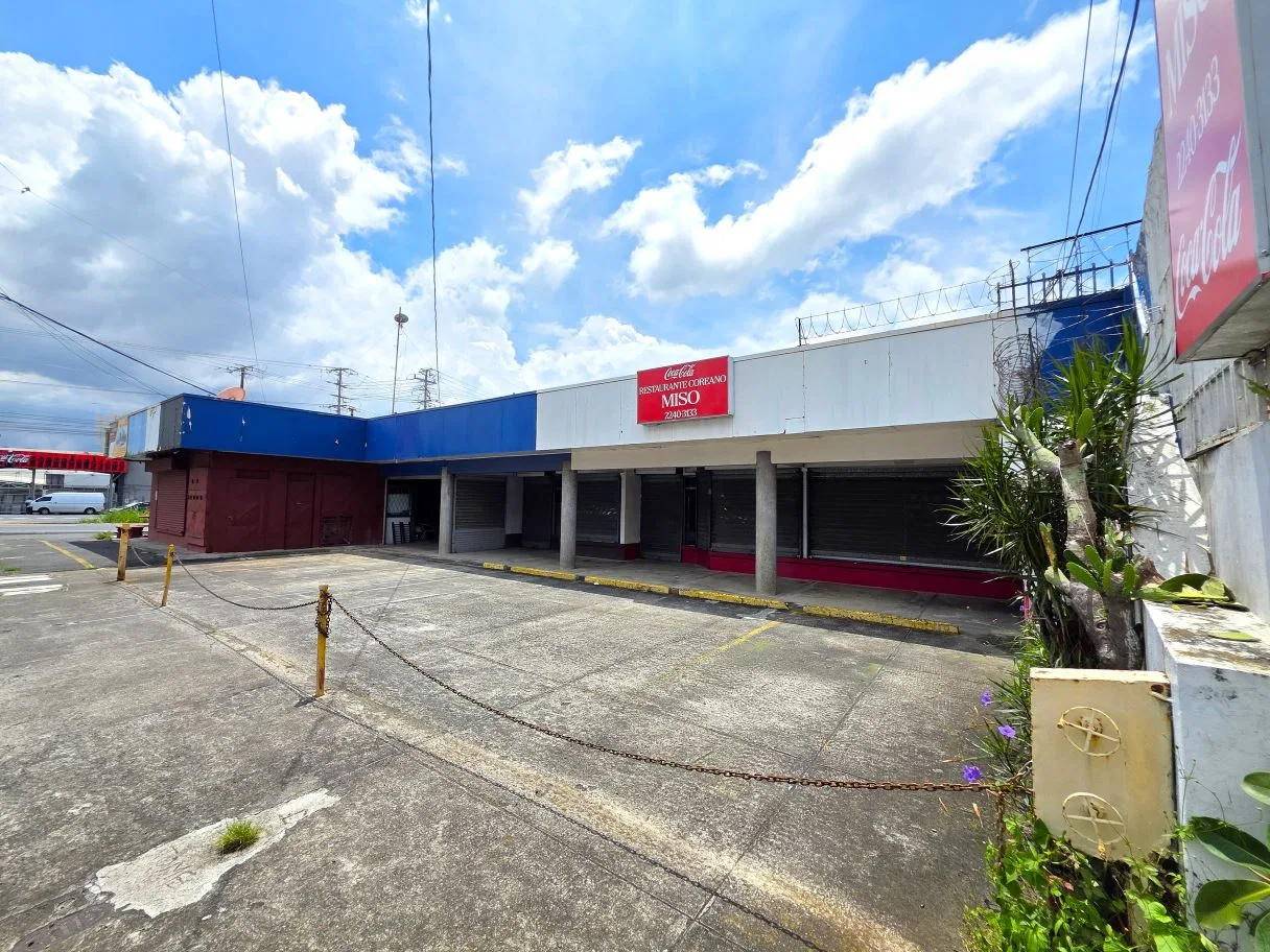 Corner Commercial Property in front of FEMSA, Calle Blancos: 2510 Sq. Ft. Lot, Dual Street Frontage and On-Site Parking