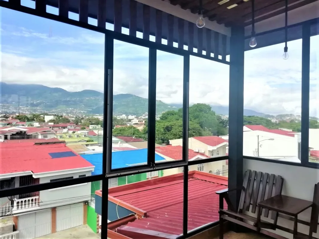 Apartamento acogedor y lleno de luz en segunda planta – Ideal para una persona, photo 2