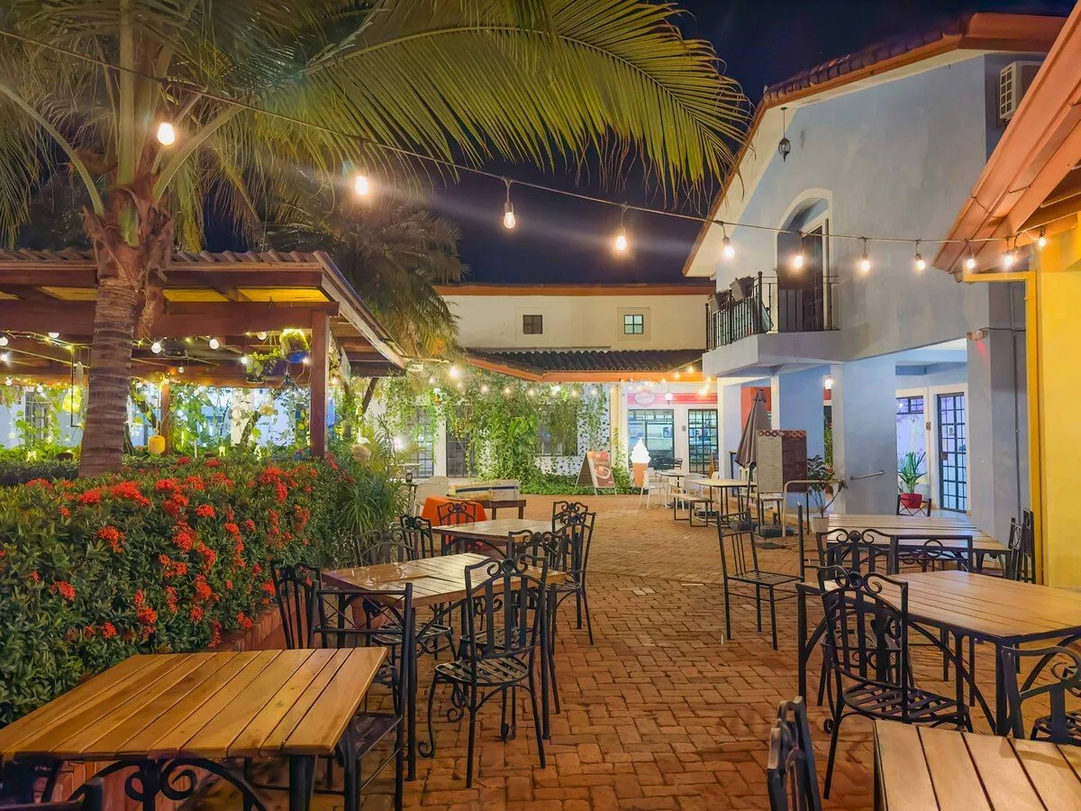 Playas del Coco Commercial Unit for Sale in Las Palmas - Pueblito Sur 11