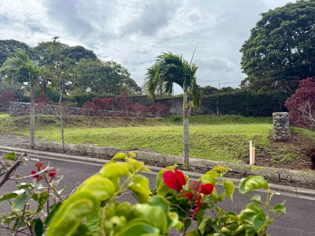 FUERTE INDIO CONDOMINIUM - San Isidro de Heredia