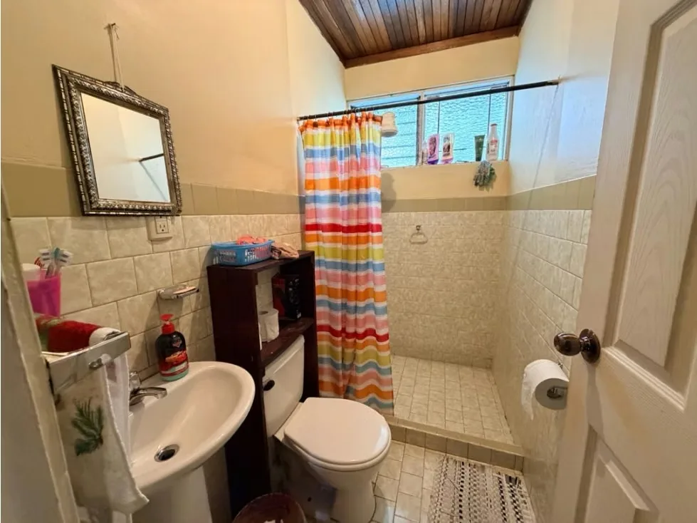 Venta de propiedad con dos casas. Muy céntrica, photo 11