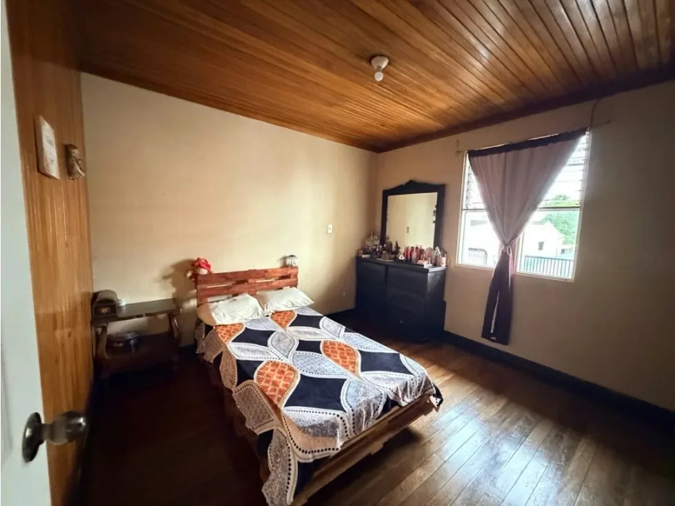 Venta de propiedad con dos casas. Muy céntrica, photo 12