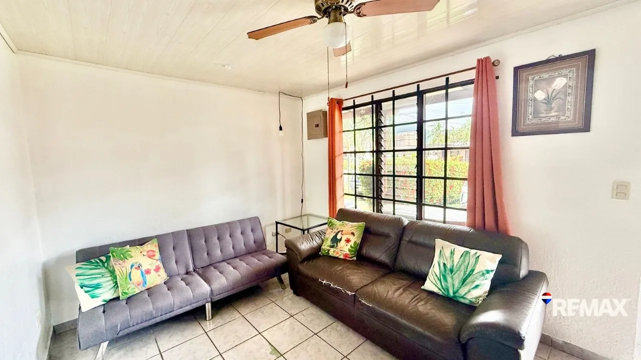 Central Jaco Beach Home, photo 4