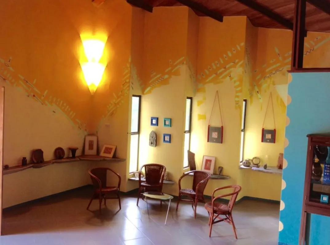 Two homes for sale in La Fortuna with indoor pool and amazing gardens, photo 9