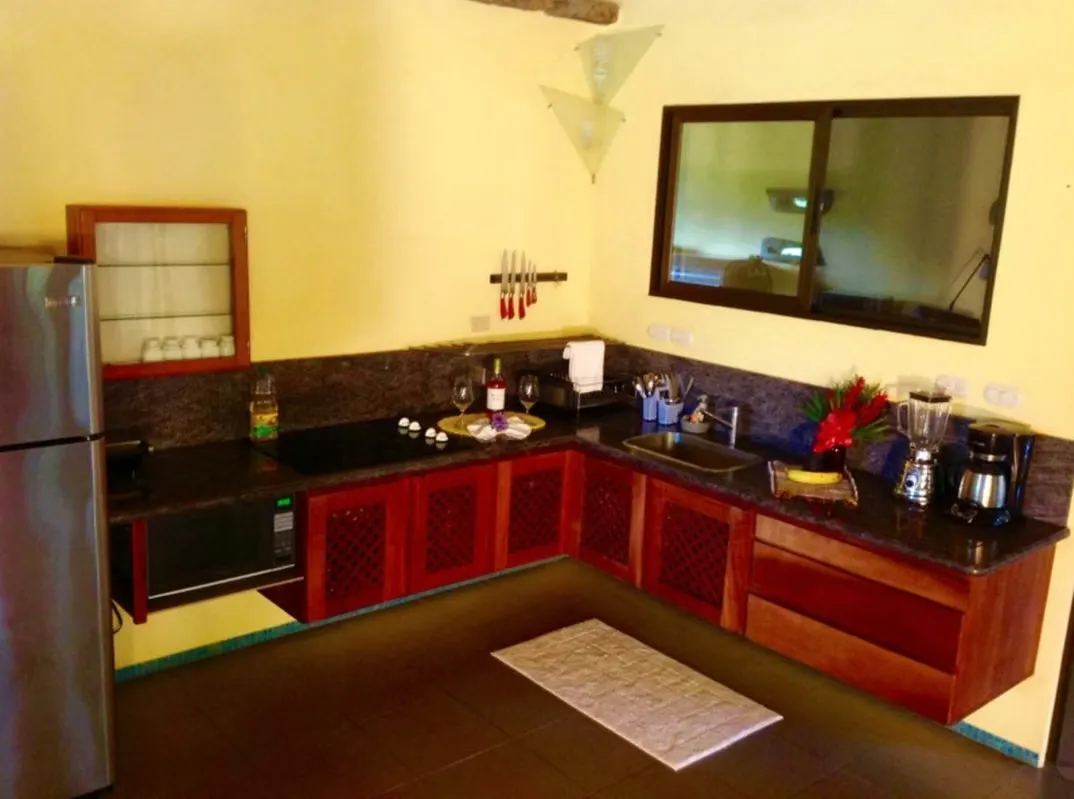 Two homes for sale in La Fortuna with indoor pool and amazing gardens, photo 10