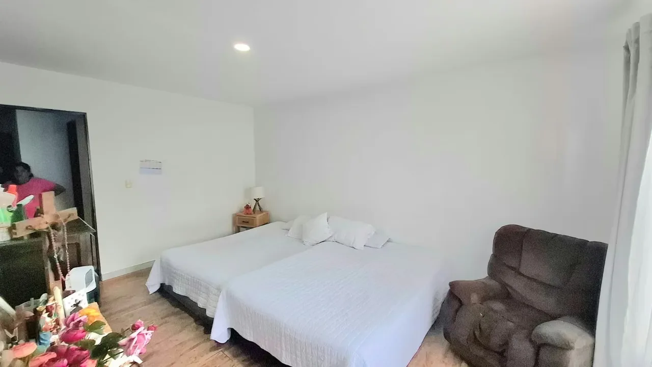 Tiene sala,comedor y cocina concepto abierto. Conectan con una amplia terraza que a su vez da al ..., photo 11