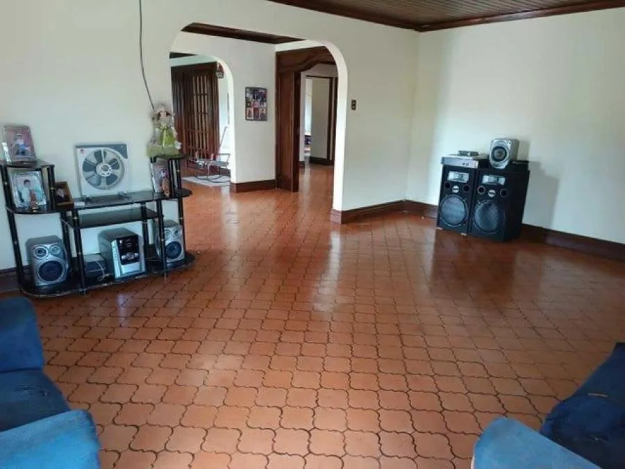 Linda Casa en Venta en Curridabat, San José. RAH 24-797 - Venta en Curridabat, photo 12