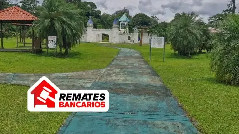 Propiedad comercial con amplio potencial, anteriormente operada como balneario. Cuenta con restaurante equipado, casa con bodega, vestidores, ..., photo 4