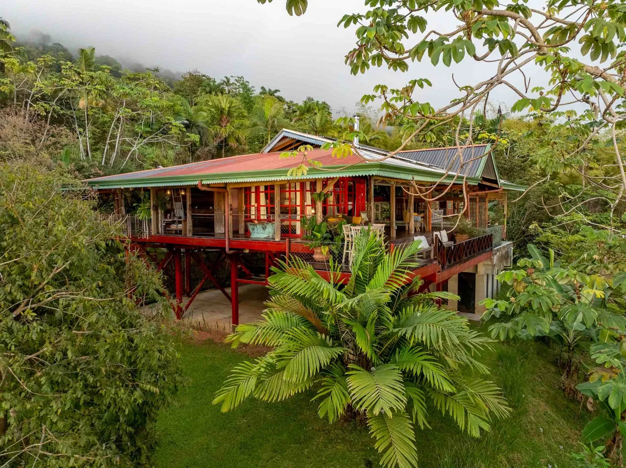 PROPERTY WITH OCEAN AND SUNSET VIEWS, IN ESCALERAS – 1.23 ACRES