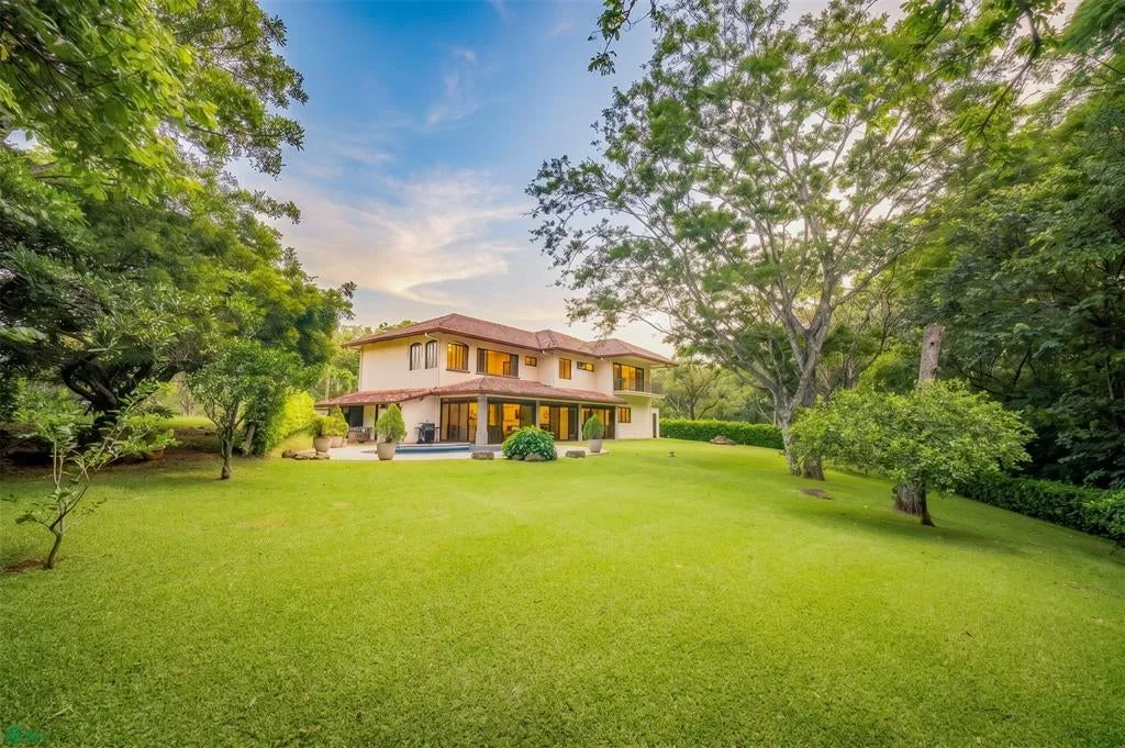Casa Colonial en Venta en Hacienda Los Reyes, La Guácima