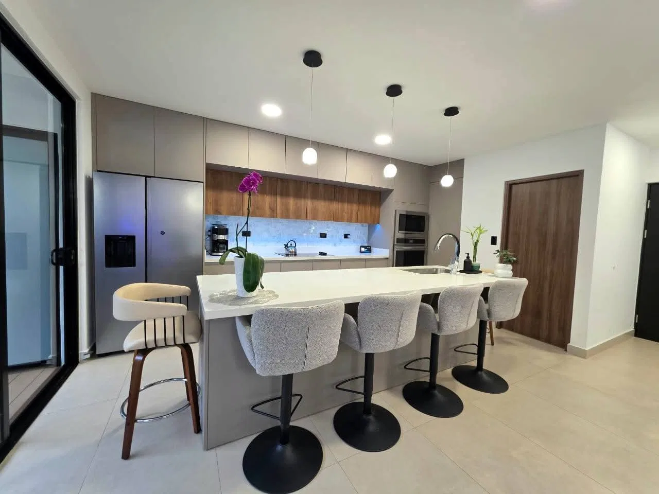 Casa de Dos Niveles en Alquiler - Condominio en Guachipelín, Escazú, photo 3