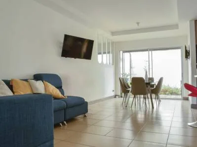 VENTA DE TOWNHOUSE EN CONDOMINIO RINCÓN DE LAS BRISAS – SAN PABLO, HEREDIA