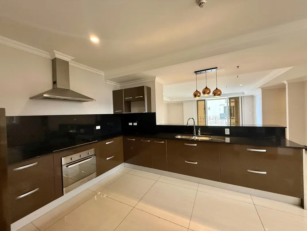 Apartment for rent in Torres del Lago, Sabana Sur | 2 bedrooms | 138 m² | $1,800