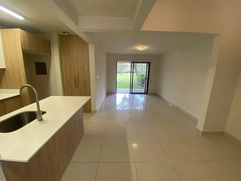 TOWNHOUSE EN CARIARI EN VENTA, photo 4