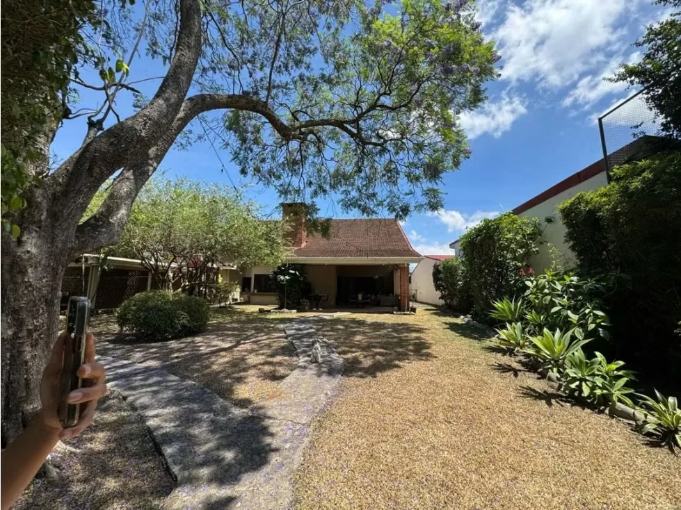 Alquiler y venta casa independiente en Los Laureles, photo 3