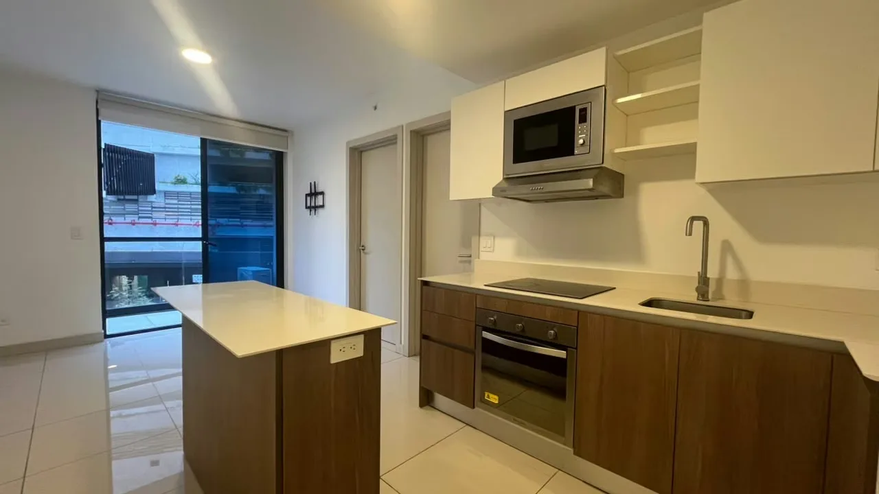 Se alquila apartamento en Nucleo Sabana