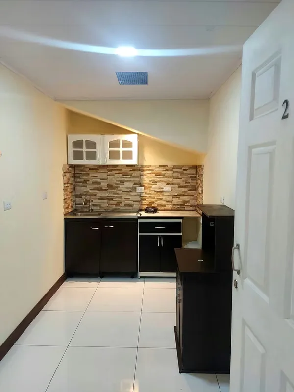 Looking for a quiet, well-located, smoke-free place?