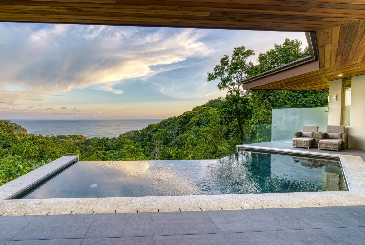 LUXURIOUS TROPICAL STYLE 4 BEDROOM CASA SULIT – 2 ACRES, photo 24